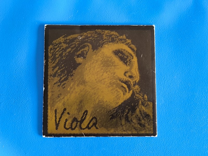 Corzi viola Evah Pirazzi Gold