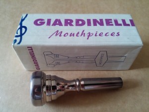 Mustiuc Flieghorn GIARDINELLI model GF10FL
